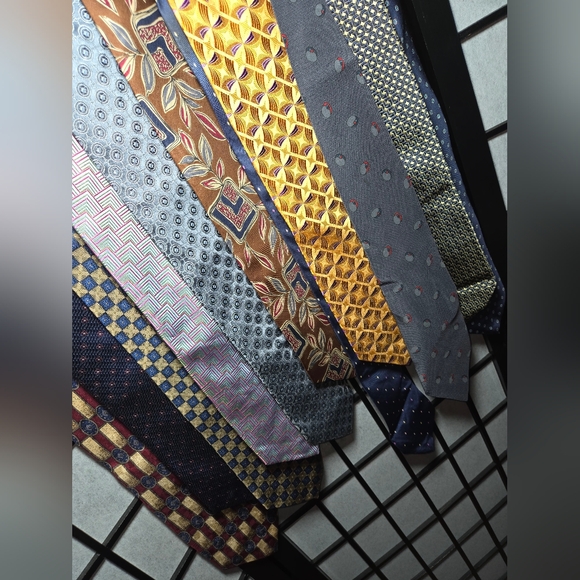 Necktie Lot of 10 - Picture 5 of 8